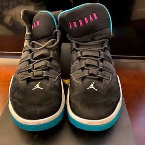 Nike Air Jordan Max Aura Black Hyper Pink